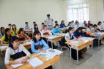 Kiến nghị học sinh DTTS có học lực Khá trở lên cũng được khen thưởng