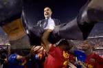 13 khoảnh khắc vô địch khó quên của Barca dưới thời Guardiola 