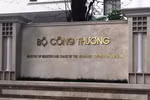 Chưa xử lý vụ xe công đón người nhà Bộ trưởng Trần Tuấn Anh