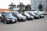 Những chức danh nào được sử dụng thường xuyên một xe ô tô, kể cả đã nghỉ hưu?
