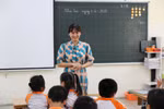 Cô giáo Nga, người mẹ hiền của những học sinh tự kỷ hòa nhập