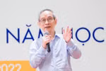 Hạn hẹp về kinh phí khiến có nơi nhà vệ sinh trường học trở thành "thảm họa"