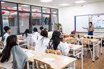 Học ngoại ngữ 2 ngay tại trường học: Giải pháp tiết kiệm thời gian hiệu quả