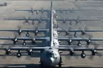 Máy bay C-130 Mỹ vẫn "đắt như tôm tươi"