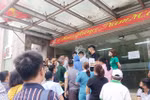 Phụ huynh chen chân mua nhà ở xã hội để mong con được học tập tốt hơn
