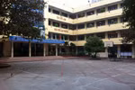 Nam sinh Thủ đô đột tử tại trường