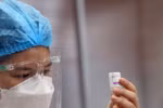 Chính phủ ban hành chính sách đặc thù về thuốc, vaccine phòng, chống COVID-19