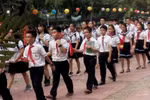 Học nếm - Dạy thêm và câu chuyện tựu trường sớm