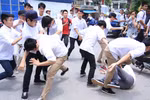 Bạo lực học đường dưới góc nhìn của một học sinh lớp 12