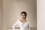 Giá hơn 16 triệu đồng, váy cưới của Bella gây "sốt" tại Mỹ