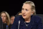 Hillary Clinton đập bàn tại Thượng viện Mỹ