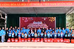 Trường Đại học Vinh lan tỏa yêu thương, chung tay sẻ chia dịp Tết Ất Tỵ 2025