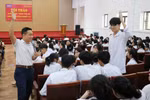 Học sinh yêu thích ngành Luật, Báo chí nhưng lo tỷ lệ cạnh tranh cao