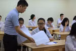 SGK chương trình 2006 có 15 tác phẩm nên việc trùng ngữ liệu là điều dễ hiểu