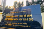 Bữa ăn Trường Thực nghiệm có ấu trùng, mỗi em được bù 2 chiếc bánh mỳ, sữa chua
