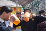 Hàng nghìn người tham gia Ngày hội uống bia miễn phí ở Hà Nội