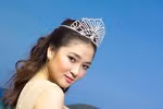 Bí mật của Nguyễn Thị Huyền khi chưa đăng quang 