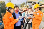 EVNNPC: Khách hàng thanh toán tiền điện không sử dụng tiền mặt lên đến hơn 83%