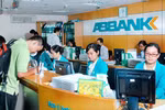 "Cứ 10 vụ án kinh tế, có đến 7-8 vụ liên quan đến ngân hàng"
