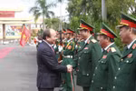 Thủ tướng đánh giá cao vai trò của chiến sĩ tại Quân khu 5