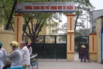 Giáo viên gay gắt tố Hiệu trưởng trường Ngô Thì Nhậm, nghi Sở bao che