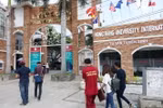 Hiệu trưởng xấu hổ vì trường đại học bị coi như một...món hàng