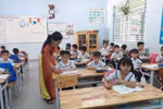 Hãy cười với thầy cô của con nhiều hơn mỗi sáng mai khi đưa con đến trường 