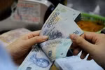 Không thu đủ tiền, hiệu trưởng cũng “trầy da tróc vảy”