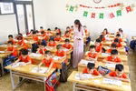 Có nên tồn tại trường tiểu học chỉ trên dưới 10 lớp?