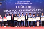 Học sinh người H’Mông với sáng kiến bảo tồn làng nghề thổ cẩm
