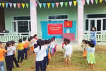 Rưng rưng nước mắt trong lễ khai giảng giữa đại ngàn Trường Sơn