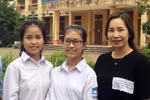 Hai nữ sinh Hải Dương nhặt được ba lô có gần 10 triệu đồng trả người đánh rơi