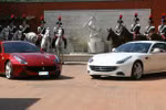 Siêu xe Ferrari sánh vai cùng đàn ngựa