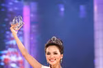 Hoa hậu Diễm Hương không được cấp thẻ hành nghề