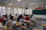 Có nhất thiết phải tổ chức ôn thi tốt nghiệp đại trà cho học sinh?