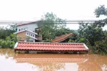 Bão số 8 gây mưa lớn: Hàng trăm ngôi nhà tại Quảng Trị bị ngập nặng