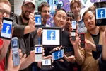 "Không nên cấm, chúng ta được nhiều hơn là mất khi sử dụng facebook"