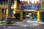 Một thí sinh bị bắt quả tang dùng điện thoại di động