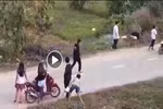 Học sinh Trường Đỗ Văn Dậy không dùng dao đuổi bạn phía sau trường