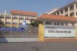 Giám thị Trường trung học Nguyễn Hiền đánh thẳng mặt học sinh giữa lớp