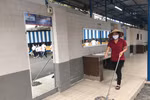 "Học sinh trường tôi hãnh diện vì có nhà vệ sinh và căng tin luôn sạch đẹp"
