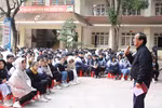 Cả sân trường nín lặng khi nghe Giáo sư Nguyễn Lân Dũng nói về lòng hiếu thảo
