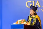 Bí quyết trở thành thủ khoa toàn khóa ngành Ngôn ngữ Anh của bà mẹ U30
