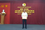 Thầy giáo đưa công nghệ thông tin đến với học trò