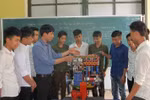Nhiều người không còn thấy sự bình an khi cầm trong tay bằng đại học