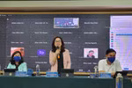 Lãnh đạo Trường Đại học Mở Hà Nội đối thoại trực tuyến với học viên, sinh viên