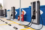 Nhiều chủ mặt bằng nắm bắt thời cơ kinh doanh trạm sạc nhượng quyền
