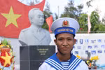 Rộn ràng đi bỏ phiếu sớm nơi huyện đảo Trường Sa
