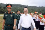 Chủ tịch nước: Quan tâm đến người dân để xã đảo Thổ Châu sớm không còn hộ nghèo