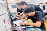 Nhiều trường giảm học phí, vô vàn học bổng cho SV học ngành công nghệ, kỹ thuật